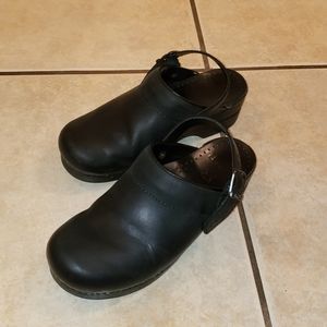 Womens Black Dansko Shoes